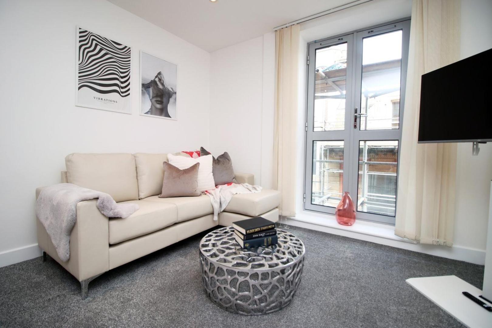2Br Near City Centre บริสตอล ภายนอก รูปภาพ
