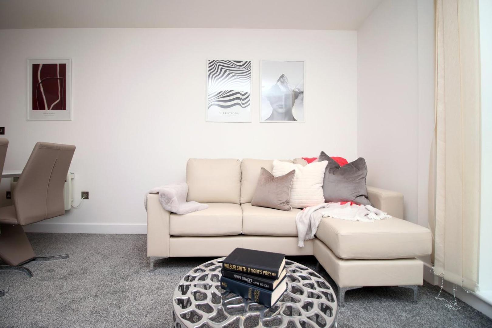 2Br Near City Centre บริสตอล ภายนอก รูปภาพ
